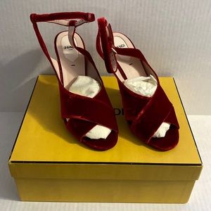 Fendi Red Velvet sandal Heels size 39.5